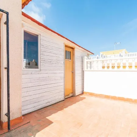 Vakantiehuis Family House And Garden Torrevieja